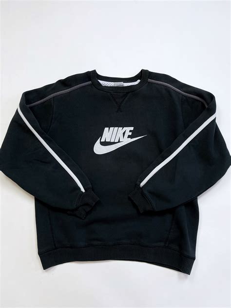 90s vintage nike crewneck sweatshirt.